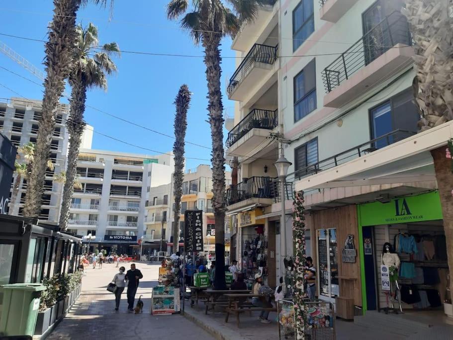 Lovely Two Bedroom Apartment St. Paul's Bay Bagian luar foto